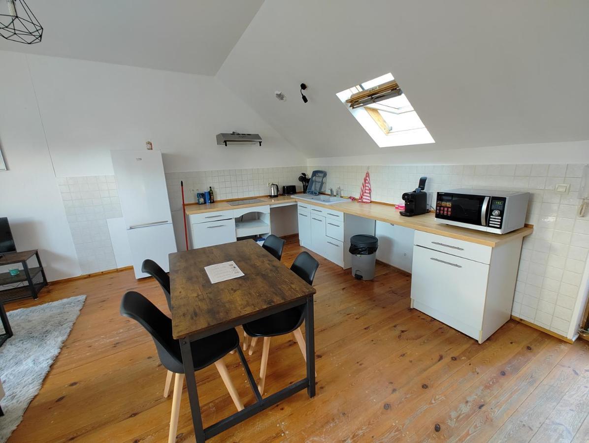 Cosy Appartement 2 Chambres Pont-de-l'Arche Екстер'єр фото